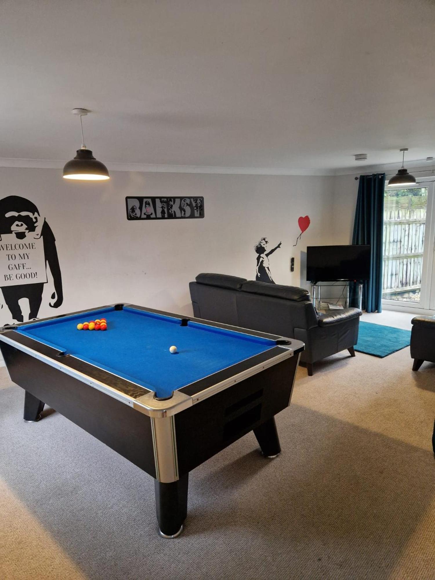Hereford - Finch House - Modern 4 Bedroom House Located In South Hereford, Dog Friendly With Nearby Countryside, Pool Table, Sleeps Up To 10 Guests - Hosted By Rentmyhouse Buitenkant foto